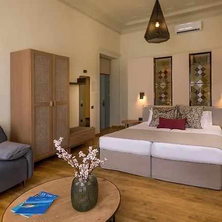 Contesa Boutique