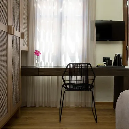 Contesa Boutique Hotel 4*